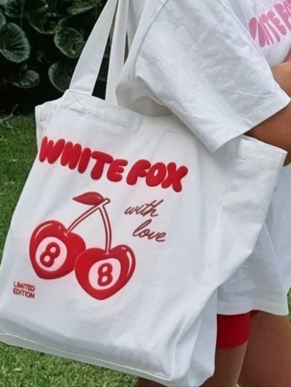 White Fox Tote Bag - Picture 2 of 3